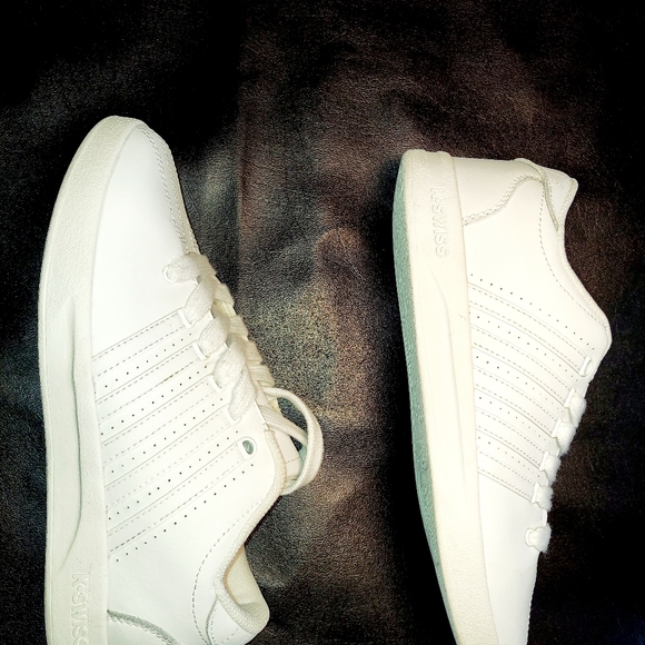 K•SWISS - Picture 3 of 6